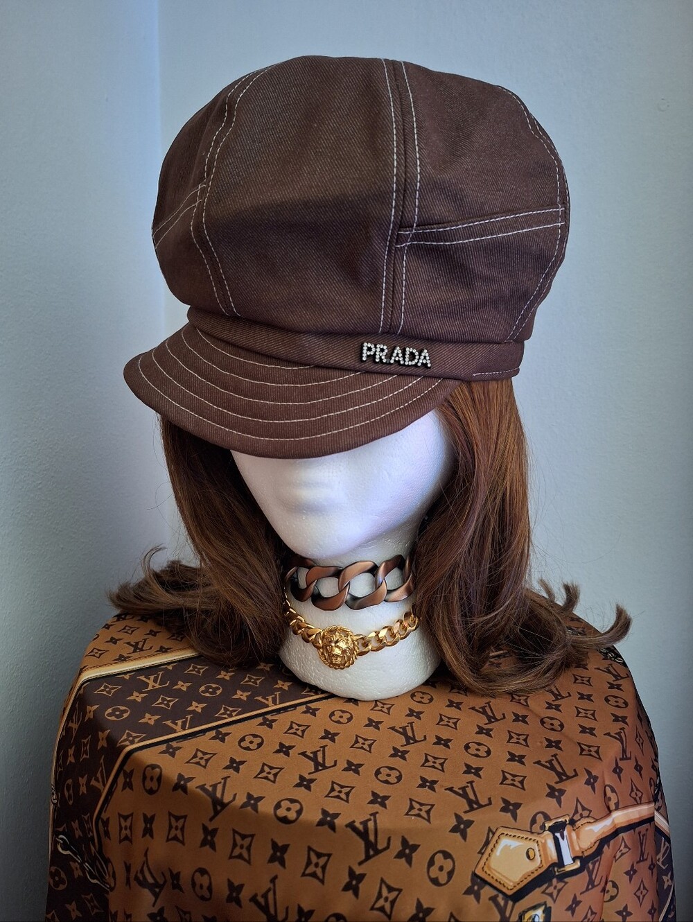PRADA BROWN BERET HAT with CRYSTAL LETTER LOGO - Picture 3 of 12